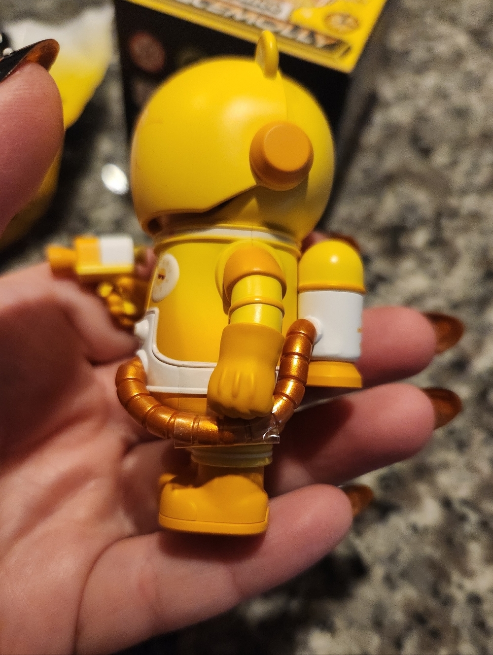 Pop Mart Mega Space Molly Series 4 Funshine Care Bear Blind Box Vinyl Figure - Picture 7 of 10